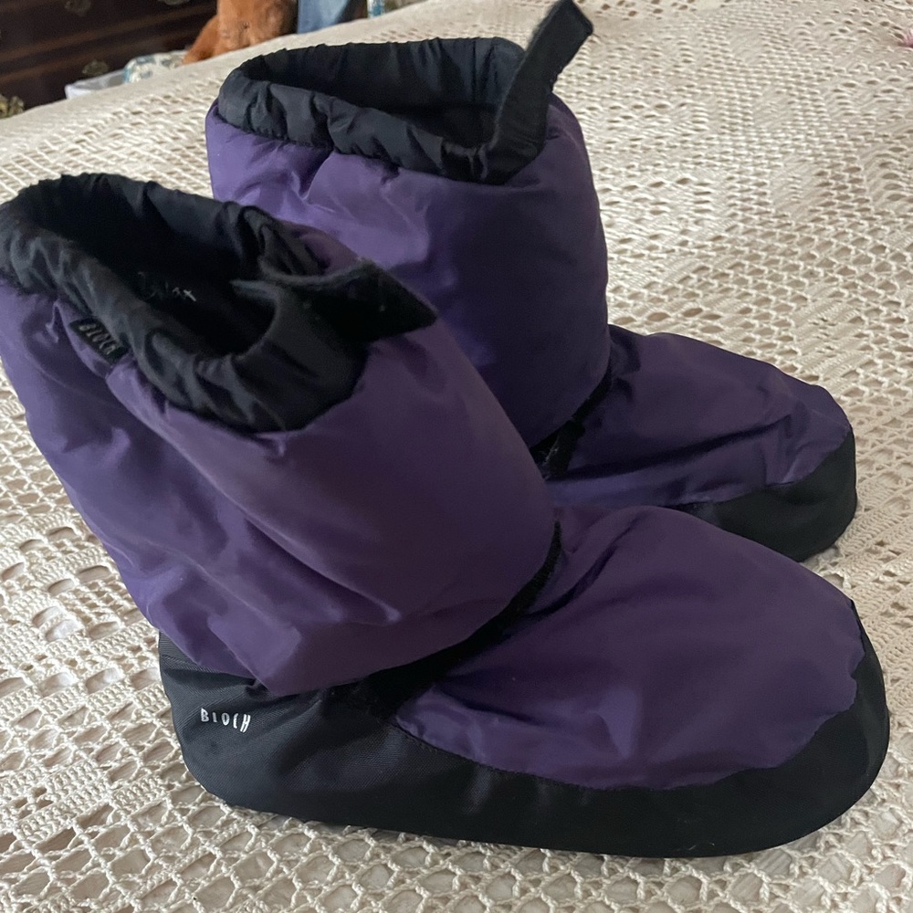 BLOCH Girls' Warm-Up Dance Boots - Designed By Irina And Max, New With Tags